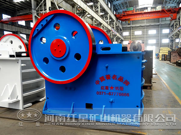 簡擺式顎式破碎機(jī)