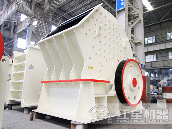 紅星錘式破碎機圖片