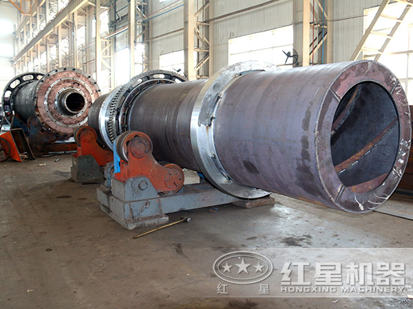 紅星小型優(yōu)質(zhì)河沙烘干機(jī)生產(chǎn)車(chē)間