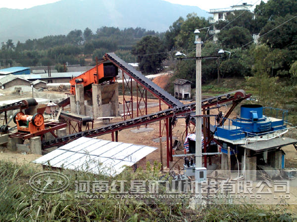 石英砂生產(chǎn)線應(yīng)用現(xiàn)場(chǎng)