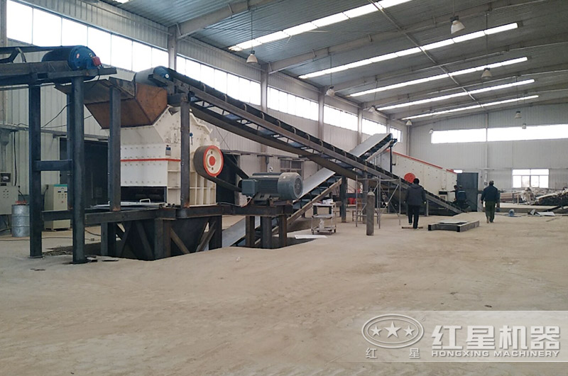 河南時產(chǎn)50噸05石子制備加工現(xiàn)場 河南時產(chǎn)50噸05石子制備加工現(xiàn)場