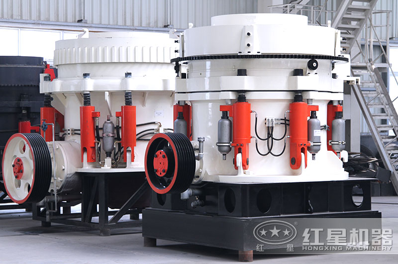 瀝青圓錐破碎機(jī)現(xiàn)場(chǎng)實(shí)拍圖 瀝青圓錐破碎機(jī)現(xiàn)場(chǎng)實(shí)拍圖