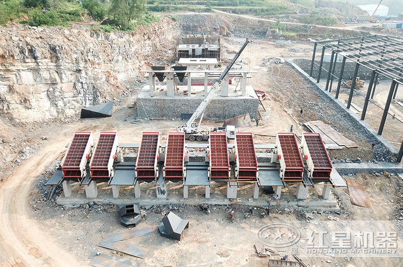 時(shí)產(chǎn)1000噸碎石生產(chǎn)線客戶現(xiàn)場(chǎng) 時(shí)產(chǎn)1000噸碎石生產(chǎn)線客戶現(xiàn)場(chǎng)