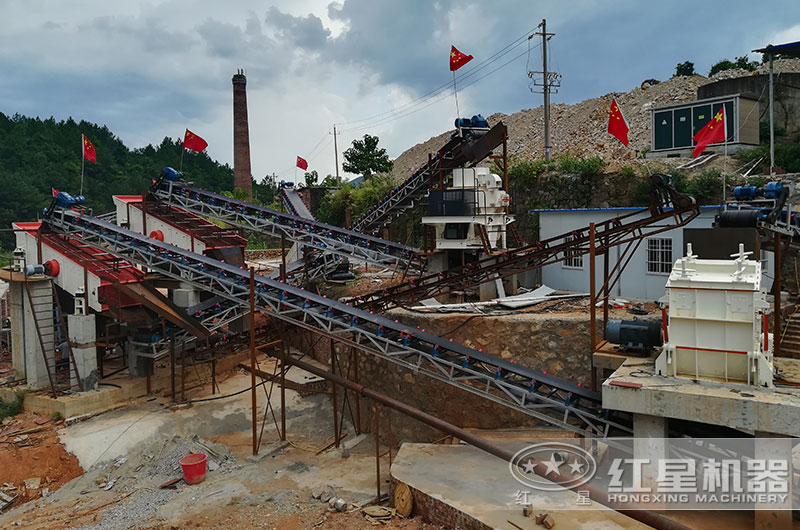 石灰石制砂生產(chǎn)客戶現(xiàn)場實拍