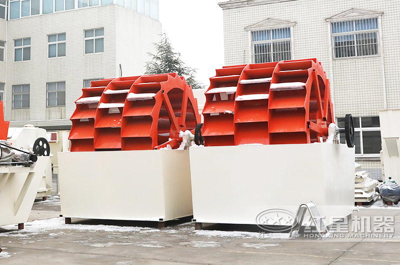 輪斗式洗沙機現(xiàn)場實拍 輪斗式洗沙機現(xiàn)場實拍