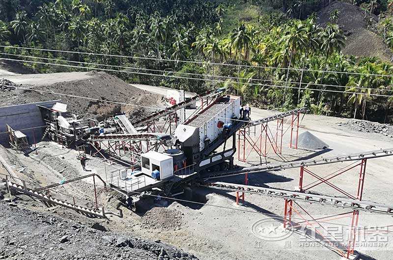 菲律賓客戶車載碎石機作業(yè)現(xiàn)場