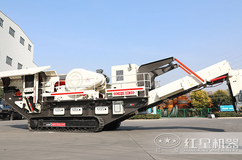 履帶式碎石機設(shè)備