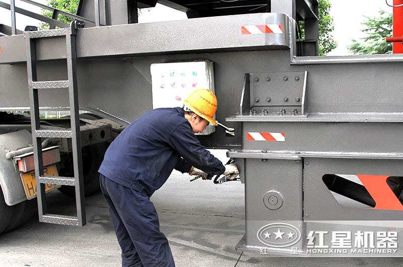 發(fā)貨前，再次認真檢查設備