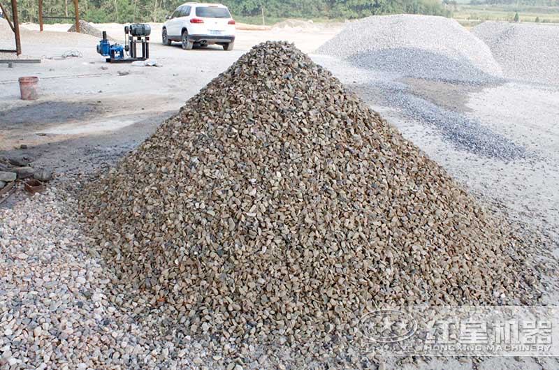 經(jīng)過顎式破碎機處理后物料