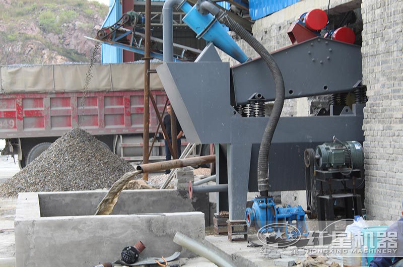 脫水篩，建設(shè)沉淀池，水可循環(huán)利用