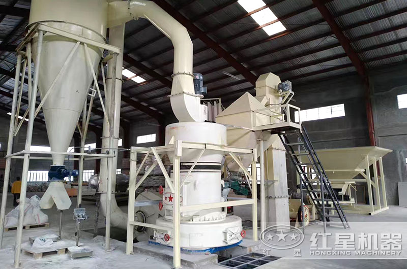 高壓微粉磨作業(yè)現(xiàn)場(chǎng)圖