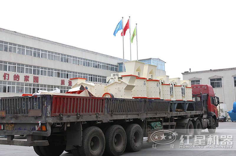 多臺立式復(fù)合式制砂機(jī)發(fā)往山西