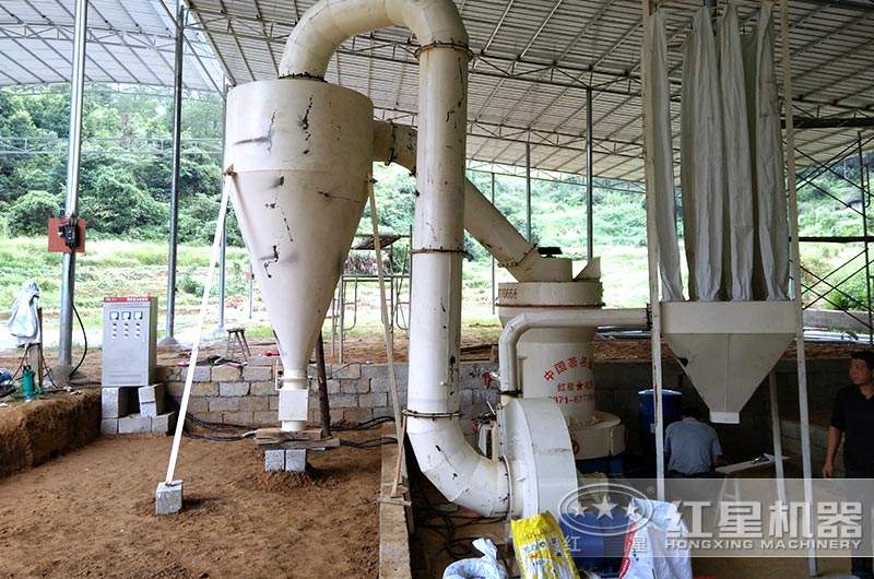 江蘇客戶(hù)磨粉現(xiàn)場(chǎng)