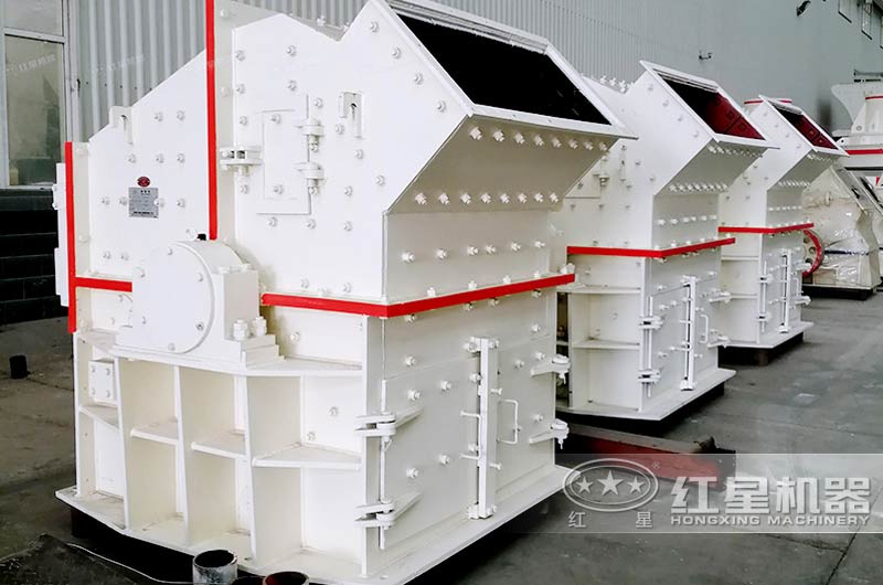 細(xì)碎小型制沙機(jī)，采用蓖條設(shè)計(jì)，提高產(chǎn)量30%