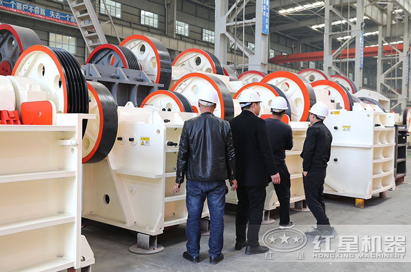 客戶到紅星設(shè)備生產(chǎn)車間實地考察 客戶到紅星設(shè)備生產(chǎn)車間實地考察