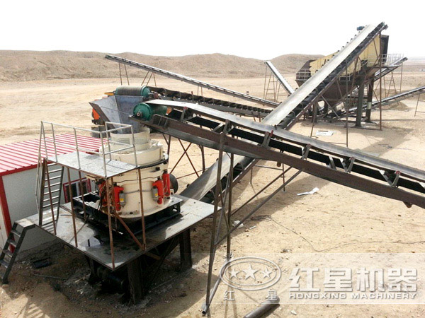 圓錐式粉碎機加工河卵石現(xiàn)場圖 圓錐式粉碎機加工河卵石現(xiàn)場圖