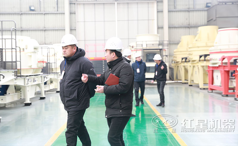 客戶到設(shè)備生產(chǎn)車(chē)間實(shí)地考察 客戶到設(shè)備生產(chǎn)車(chē)間實(shí)地考察