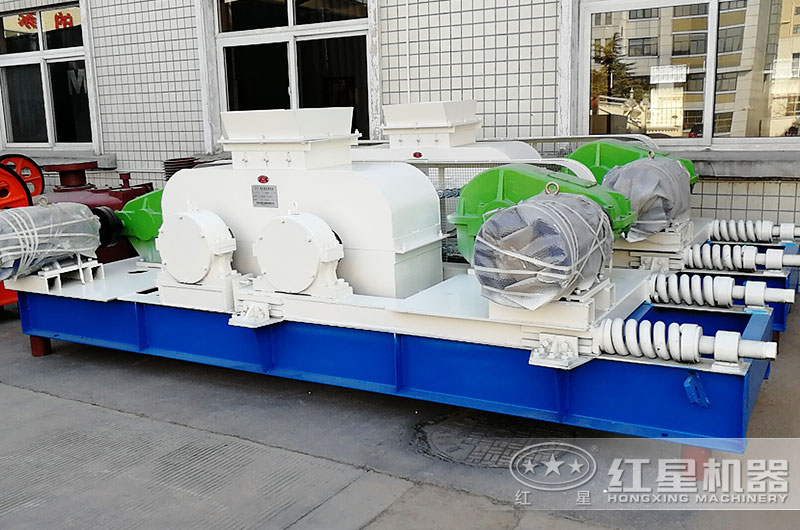 對輥式破碎機(jī) 對輥式破碎機(jī)