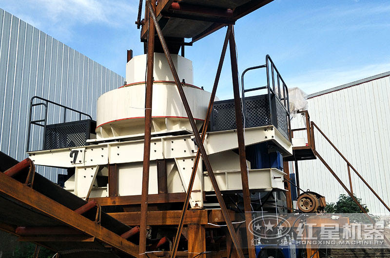 大型采石場(chǎng)制砂機(jī)運(yùn)轉(zhuǎn)過程中采取環(huán)保措施