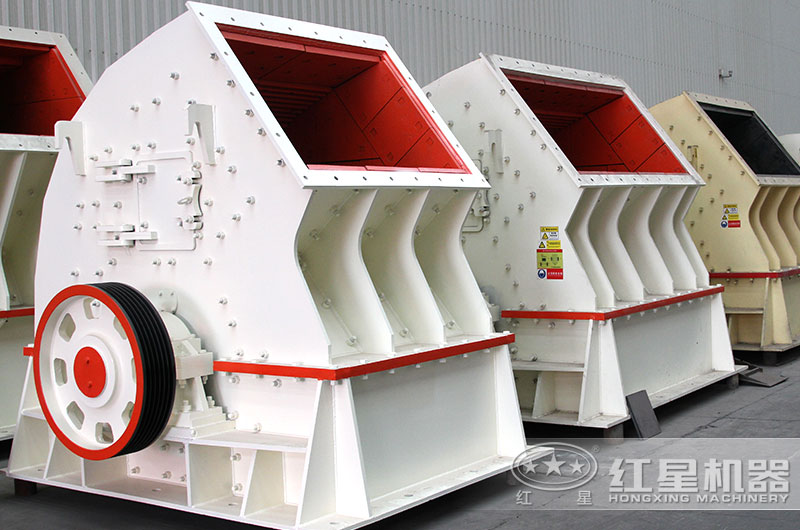 錘式破碎機車間實拍大圖