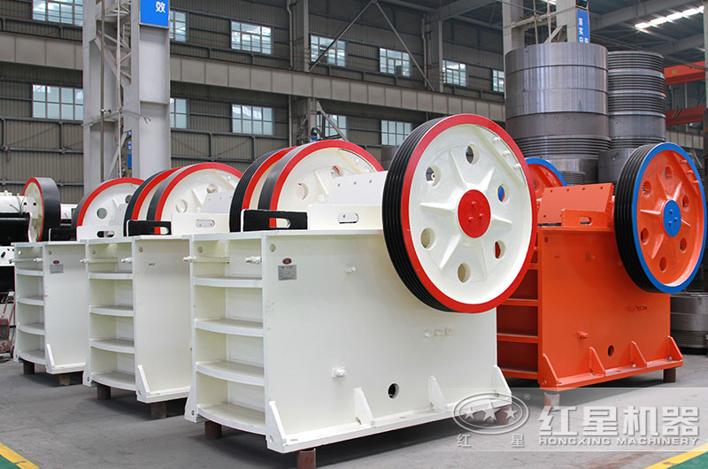 石英石初破設(shè)備，鄂式破碎機