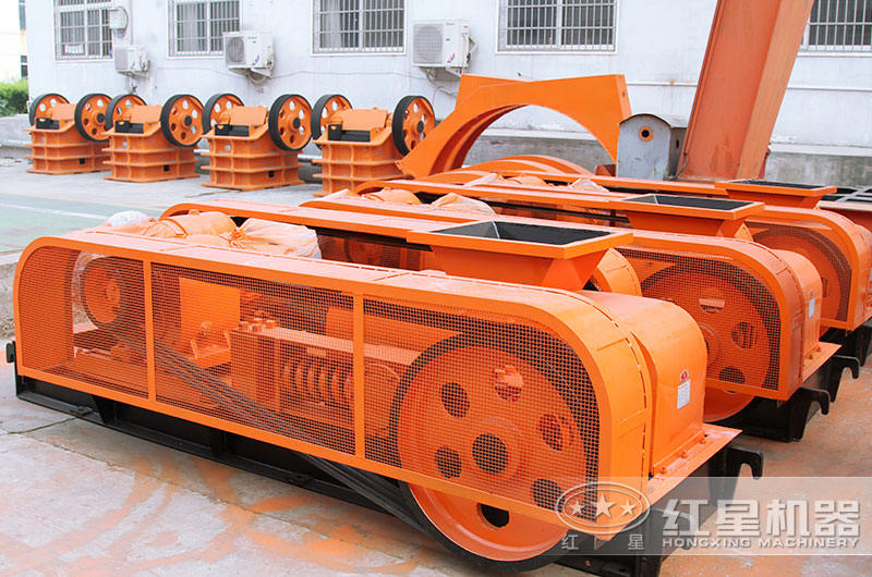 對(duì)輥式破碎機(jī) 對(duì)輥式破碎機(jī)