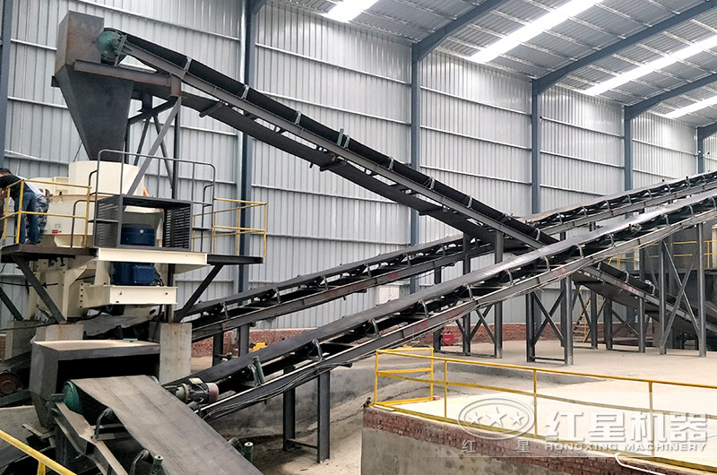 尾礦機(jī)制砂生產(chǎn)現(xiàn)場(chǎng)，封閉廠房，綠色環(huán)保