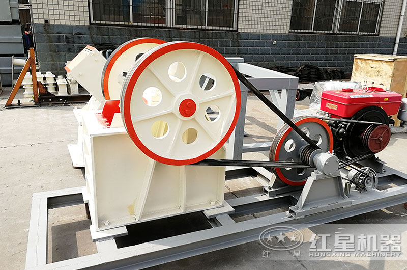 柴油顎式破碎機(jī)